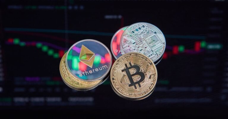 bitcoin-halving-impact-altcoin-price-analysis